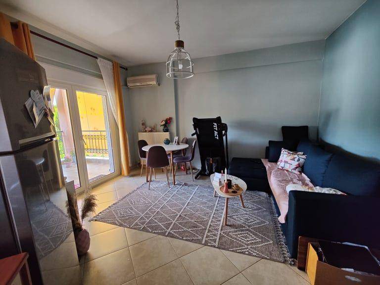 Studio Κονίτσης, Center, Chrisoupoli