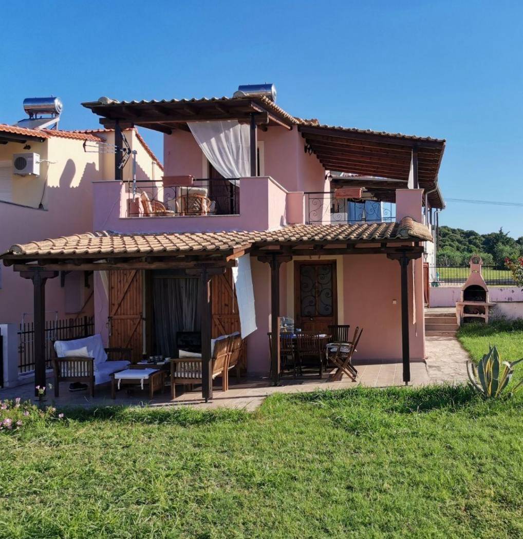 Duplex Περικλέους, Kariani, Orfano