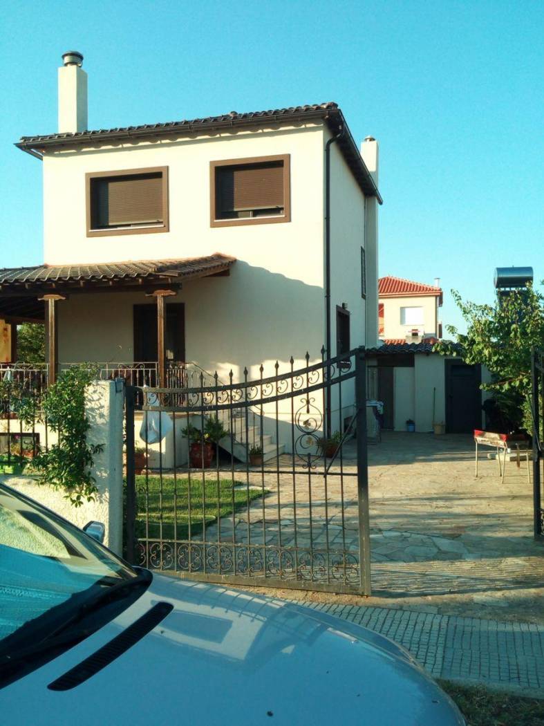 Duplex Αρωγή, Arogi, Aigeiros