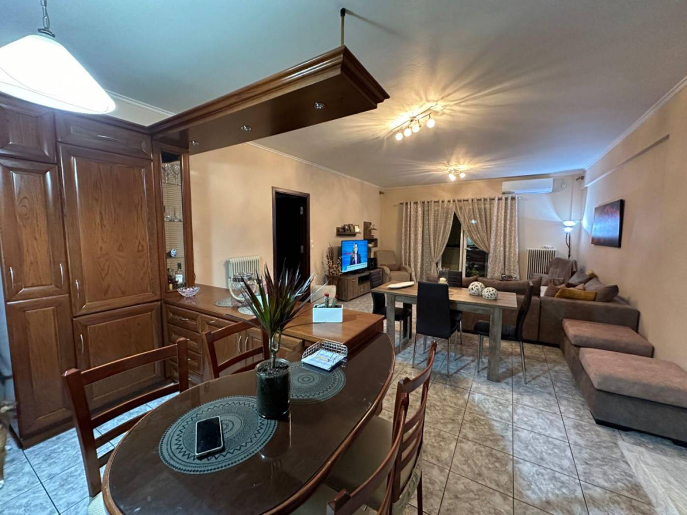 2 - room flat Εσπερίδων, 35, Amfiali, Keratsini