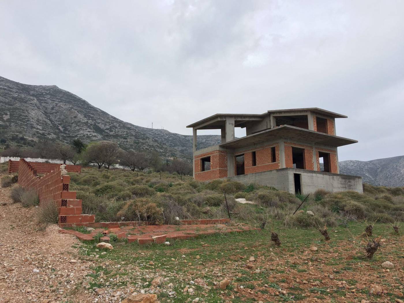 Duplex Λυκούργου, Center, Keratea