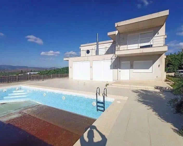 Duplex Θήβας - Χαλκίδας, Center, Thiva