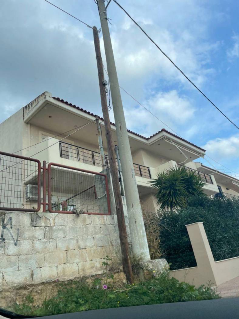 Penthouse Χίου, 16, Center, Gerakas